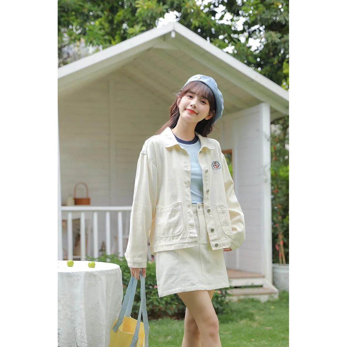 Embroidery Washed Loose Fit Denim Jacket