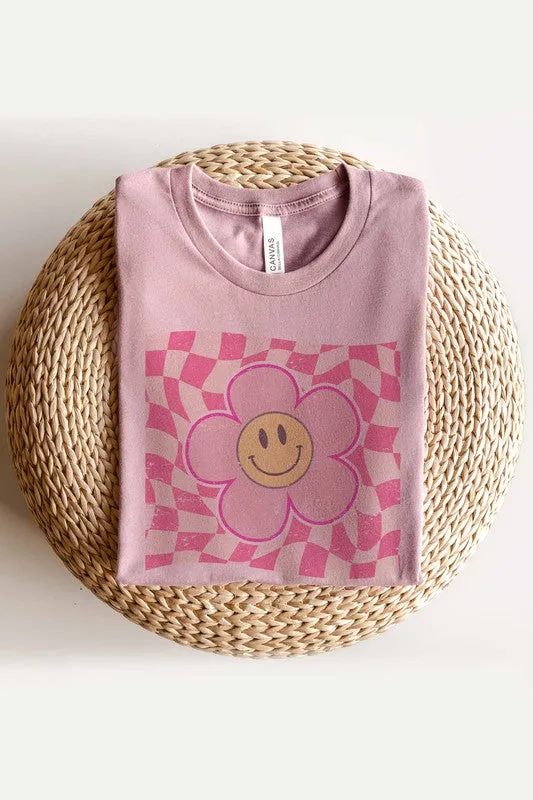 SMILEY CHECKER GRAPHIC TEE PLUS SIZE