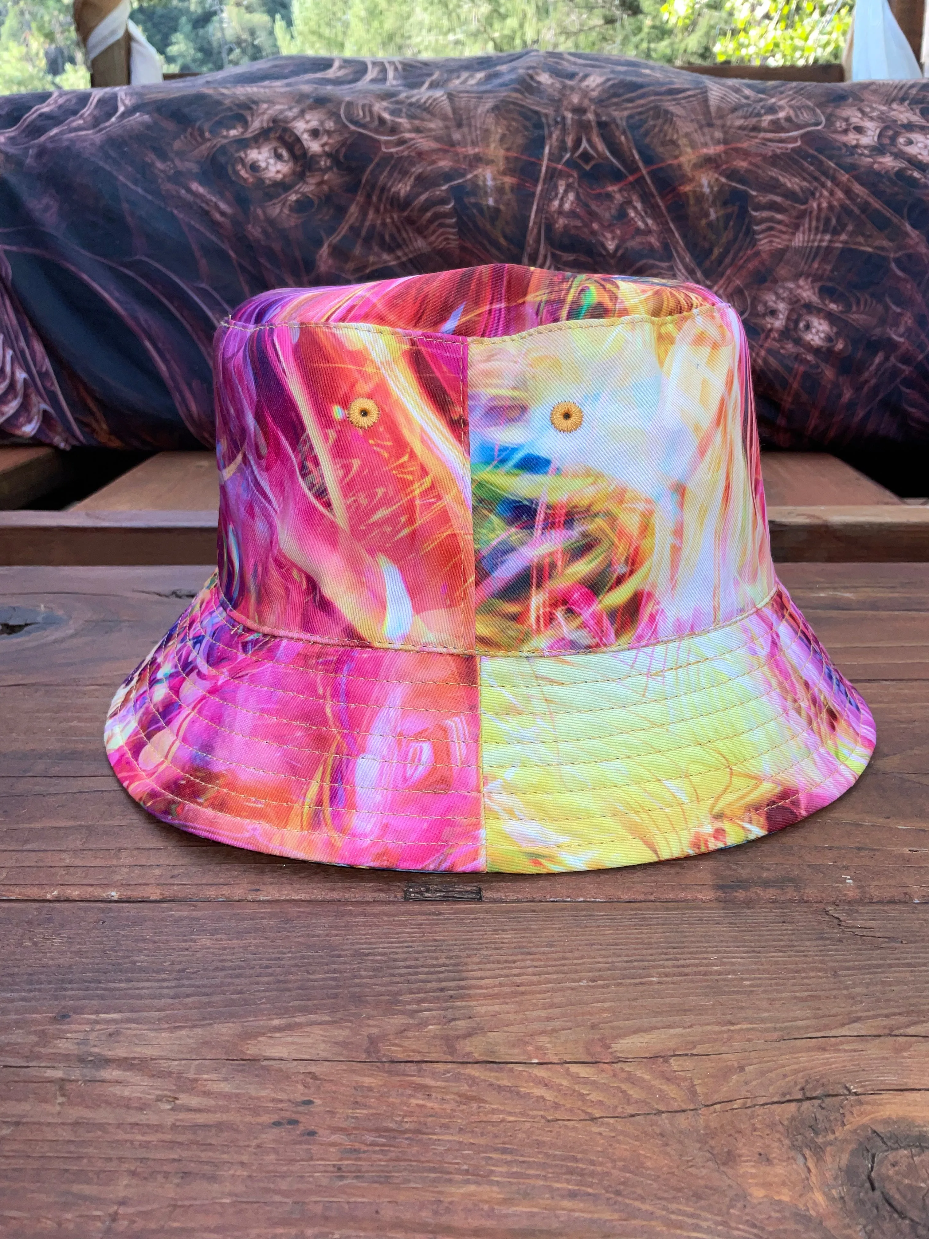 Universal Energy Shift/Mariposa Reversible Bucket Hat