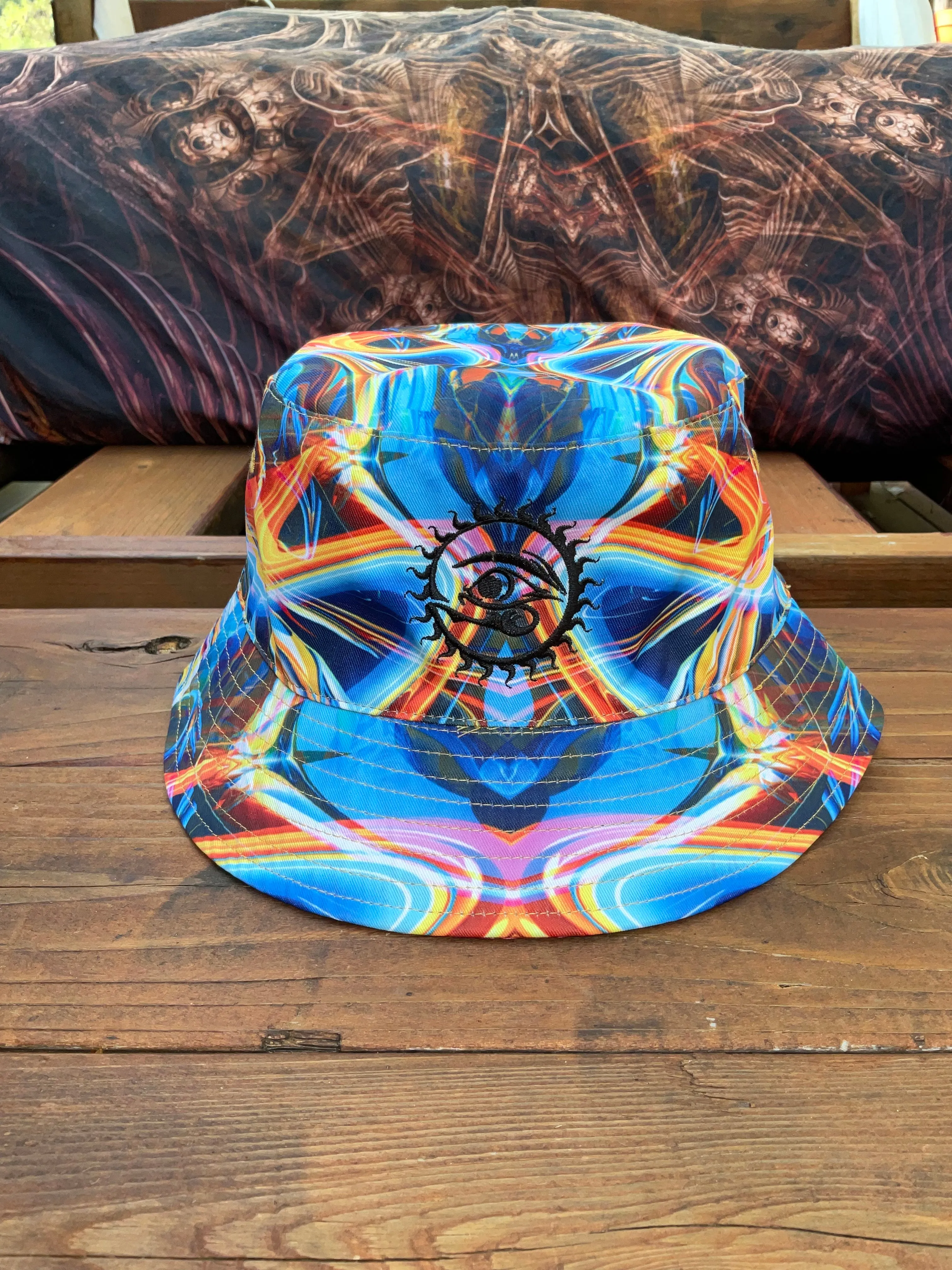 Universal Energy Shift/Mariposa Reversible Bucket Hat