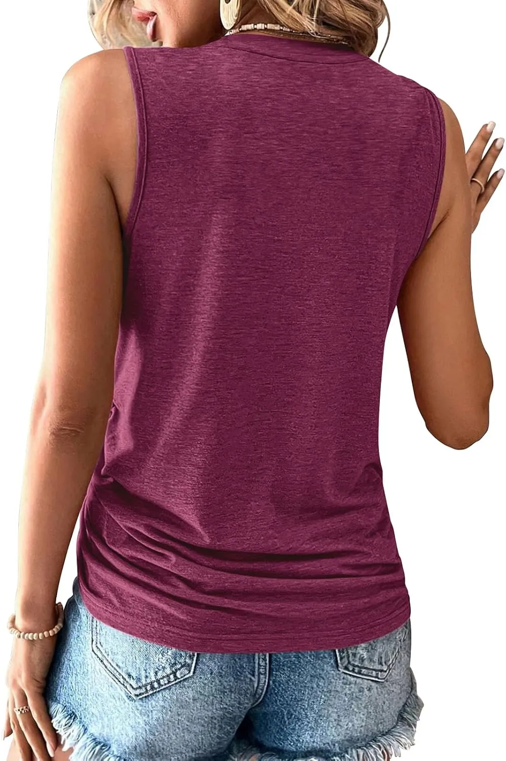 Womens Tank Tops Summer Tank Tops for 2025 Crew Neck Sleeveless Womens Summer Tops Cute Loose Fit Workout Casual Tops Clothes