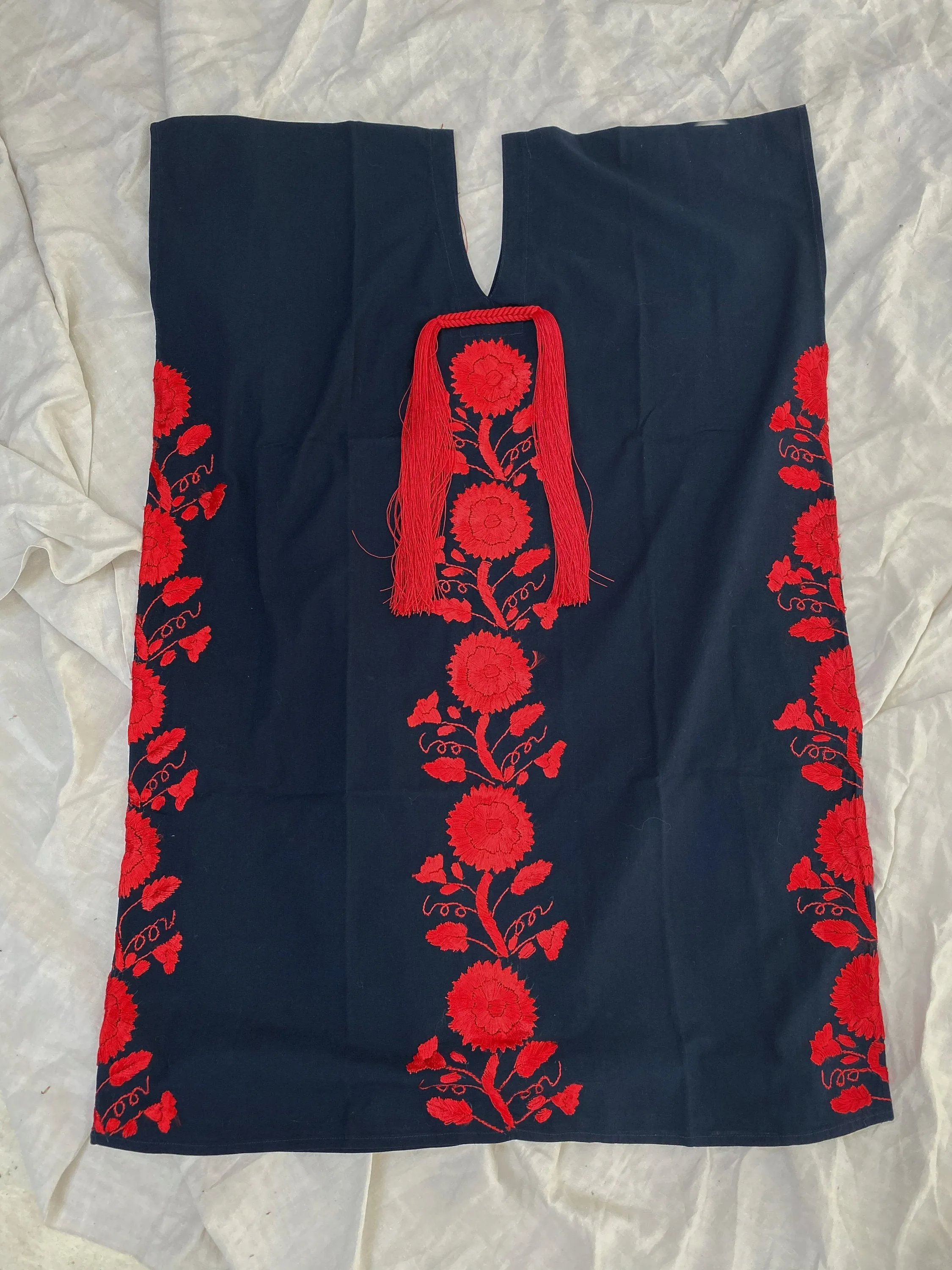 Yalalag Huipil Tunic. Oaxaca, Mexico.